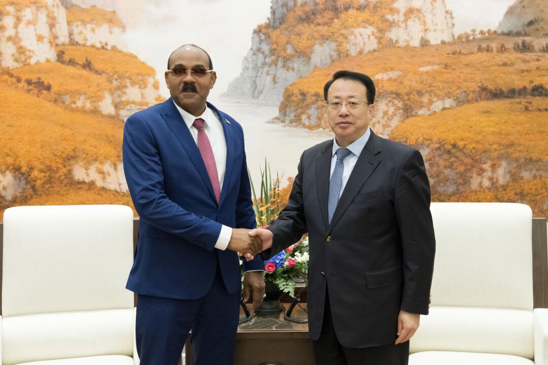 Shanghai Mayor Gong Zheng Meets with Prime Minister Browne of Antigua and Barbuda